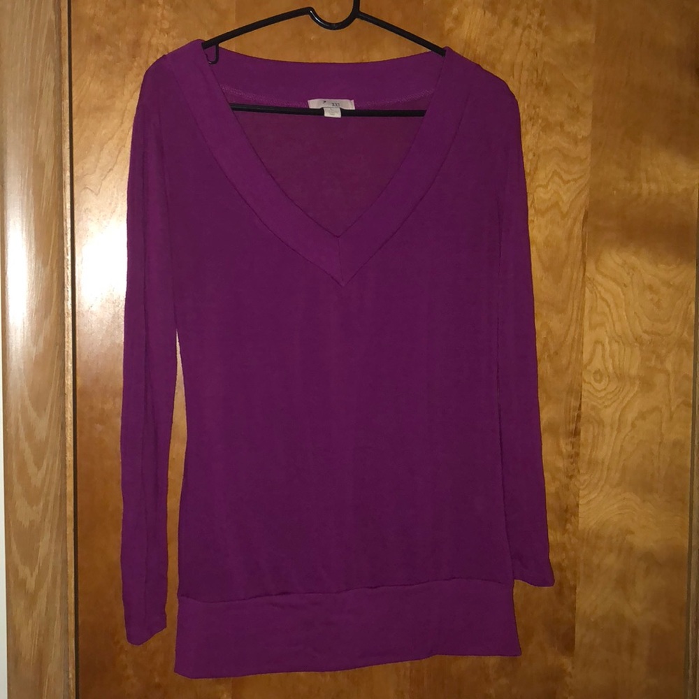 Purple light wear v neck
